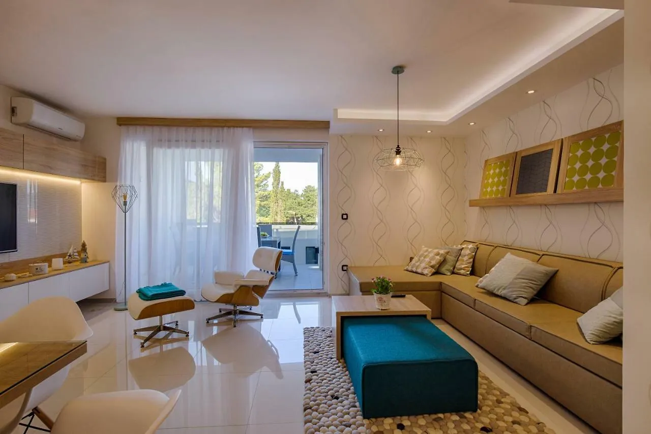 Deluxe Beach Apartments by Traveler Tourist Agency Krk Krk Town 0*,