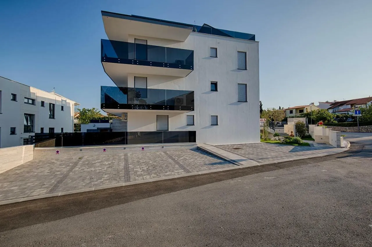 Deluxe Beach Apartments by Traveler Tourist Agency Krk Krk Town 0*,  Croatia
