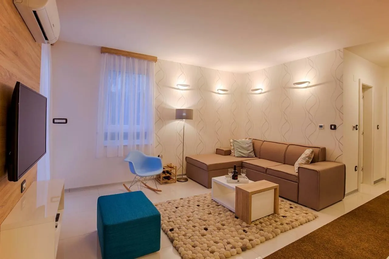 Deluxe Beach Apartments by Traveler Tourist Agency Krk Krk Town 0*,