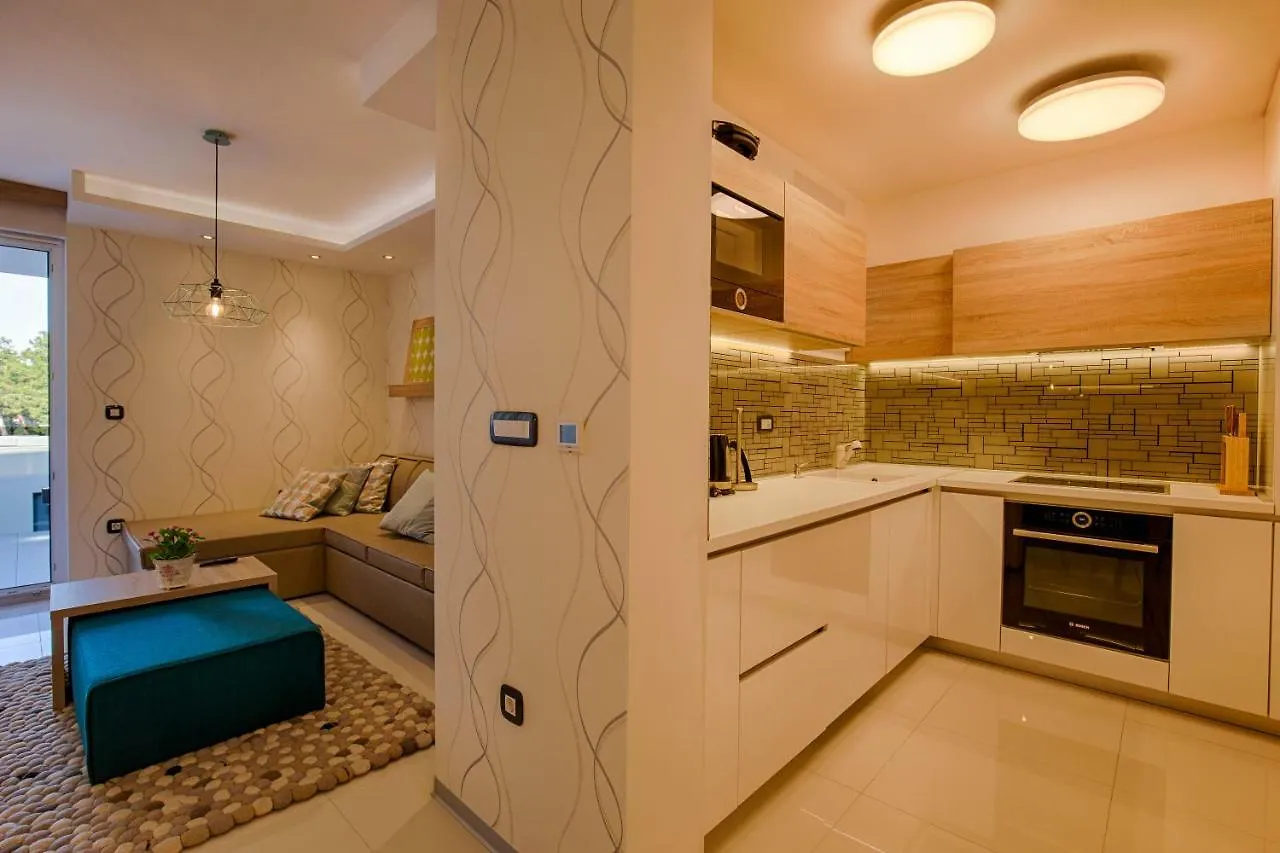 Deluxe Beach Apartments by Traveler Tourist Agency Krk Krk Town